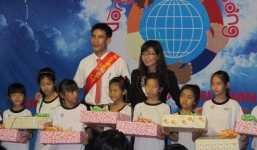 Ấm lòng Chương trình từ thiện “ Vòng tay yêu thương mỗi ngày”